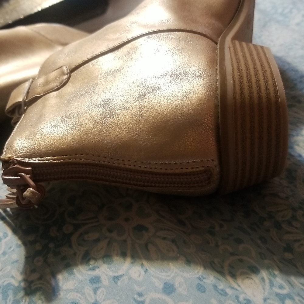 Justice Booties - Picture 2 of 4